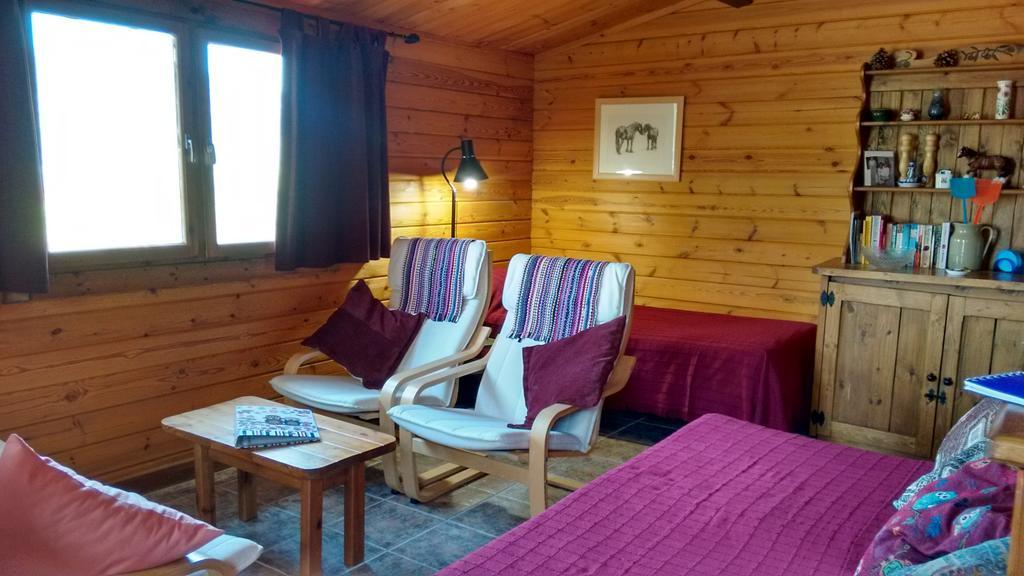 Finca La Piedra Holidays ألورا الغرفة الصورة